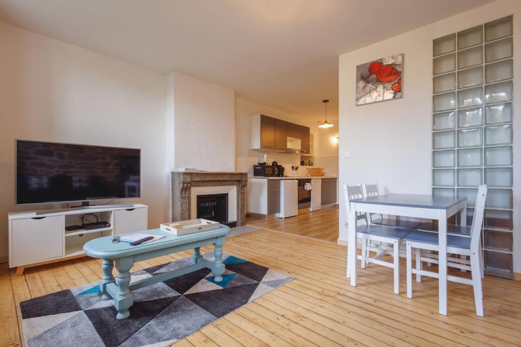 Ferienwohnung L'Appart De La Comedie-Centre Bourg-en-Bresse Exterior foto