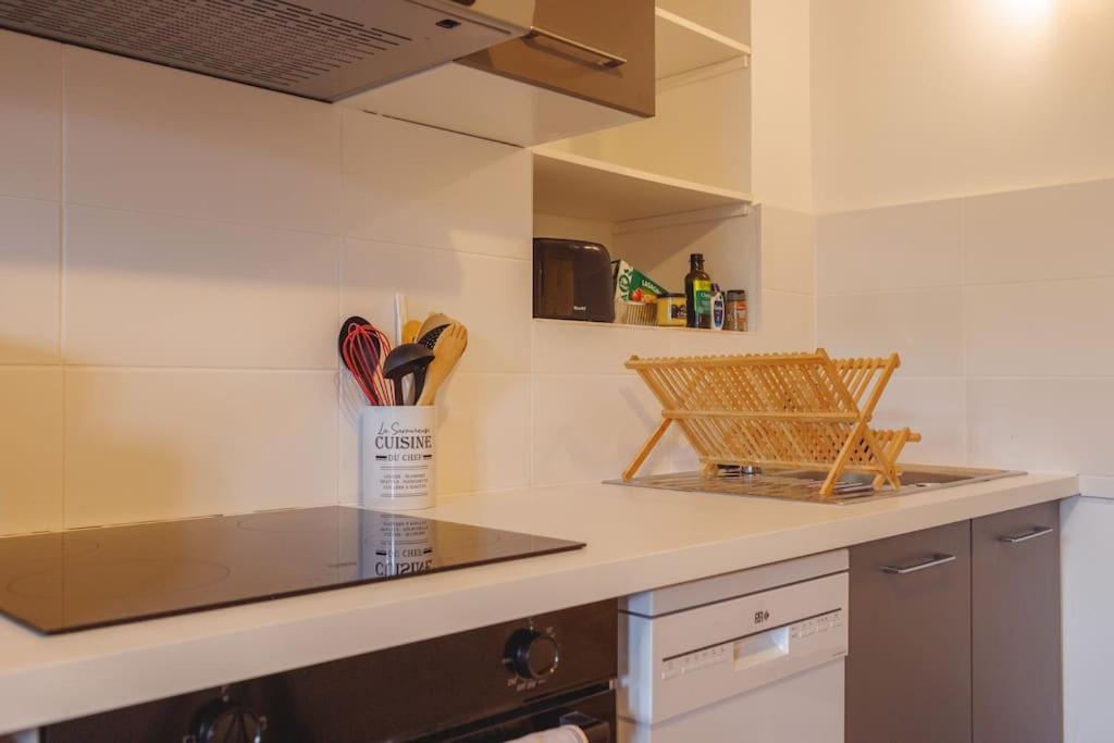 Ferienwohnung L'Appart De La Comedie-Centre Bourg-en-Bresse Exterior foto